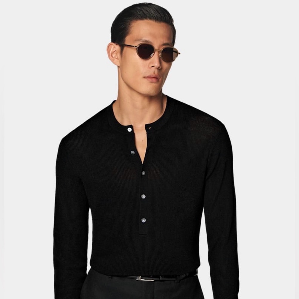 Suitsupply black ribbed Henley